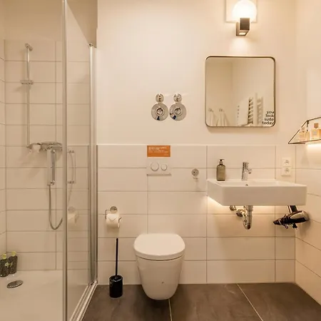 Limehome Wallstrasse - Digital Access 3* Dresden