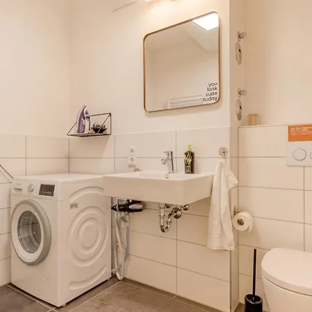 Limehome Wallstrasse - Digital Access 3* Dresden