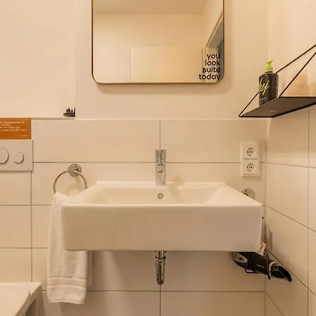 Limehome Wallstrasse - Digital Access Ξενοδοχείο με διαμερίσματα 3*