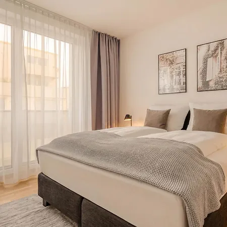 Limehome Wallstrasse - Digital Access 3* Dresden