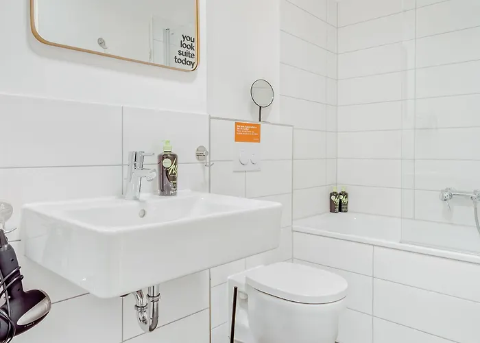 Limehome Wallstrasse - Digital Access 3* Dresden